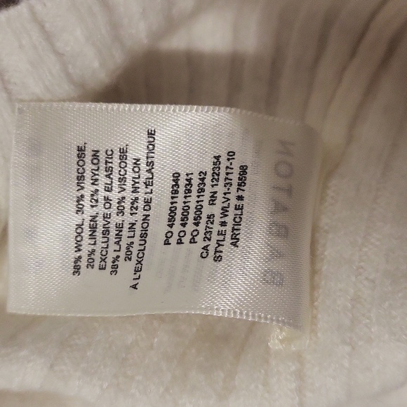 Aritzia Babaton Cropped Sweater - Picture 4 of 4